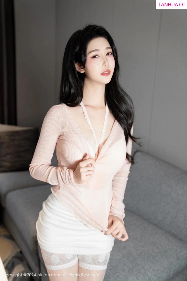 陈若依 抖娘利世 [XiuRen]高清写真图 2024.02.07 No.8086 利世 丝袜性感第3张图片